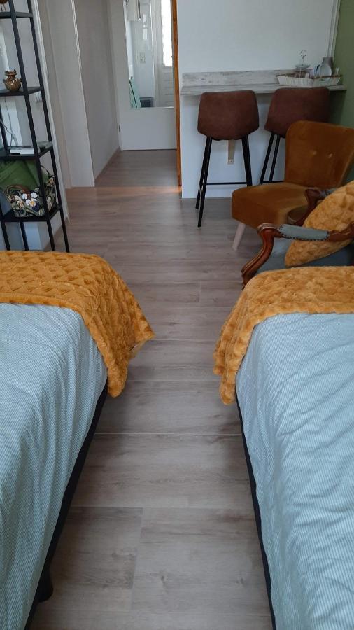 Gastenverblijf Nummer 1 Sommelsdijk Luaran gambar
